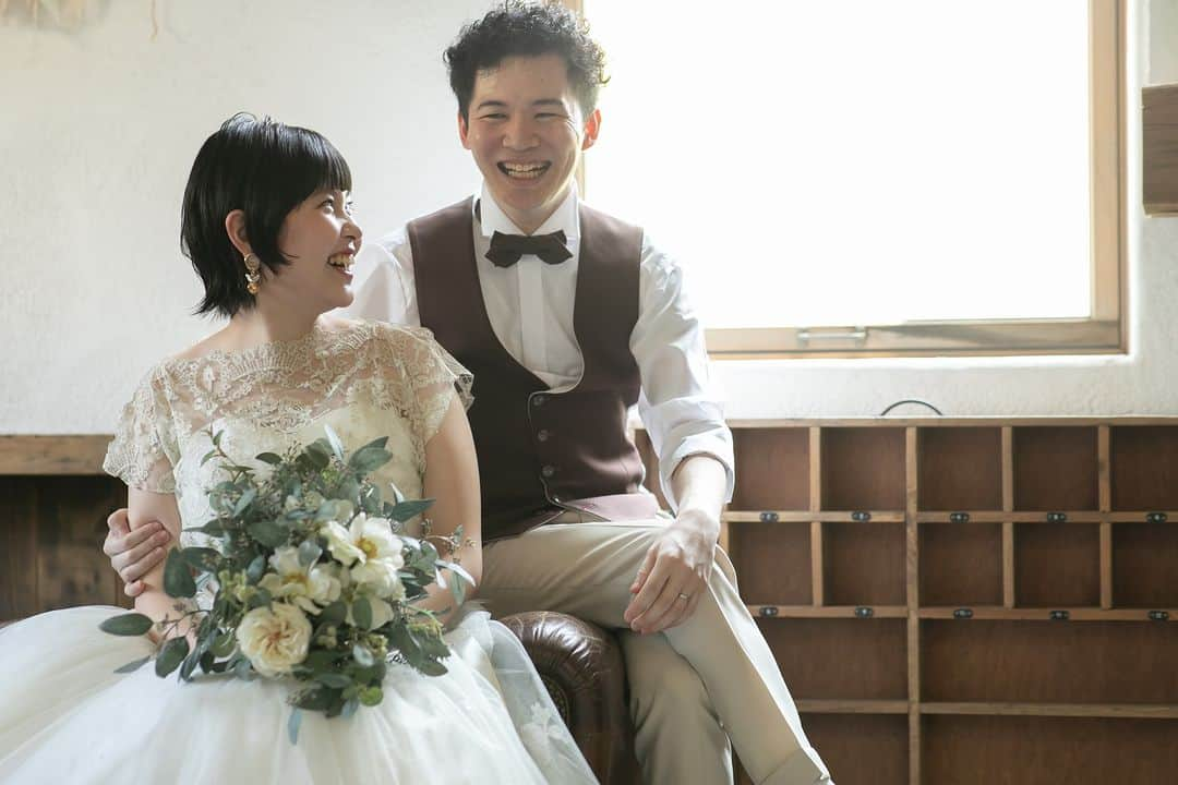 BARN&FOREST148さんのインスタグラム写真 - (BARN&FOREST148Instagram)「#100年後も語り継がれる結婚式 ・ ・ Just Married...*  ブライダルフェアのご予約やお問合せは InstagramのDMでも承っております*  #結婚式ツーショット #ツーショット #挙式会場 #挙式 #ガーデン挙式 #ラスティックウェディング #rusticwedding #結婚式 #挙式写真 #千葉花嫁 #ナチュラルウエディング #バーンアンドフォレスト148 #ウエディングフォト #結婚式写真 #ウエディング撮影 #barnandforest148 #卒花嫁 #プレ花嫁 #千葉結婚式 #バーンウエディング #weddingphotography #barnwedding #バーンアンドフォレスト #148花嫁 #流山おおたかの森 #千葉結婚式場 #結婚式場」11月22日 21時00分 - barn_and_forest148