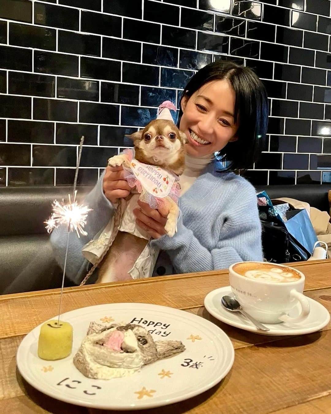 川田希さんのインスタグラム写真 - (川田希Instagram)「にこ、3歳❣️ 似顔絵ケーキでお祝いしました〜🎂」11月22日 21時00分 - nozomikawata