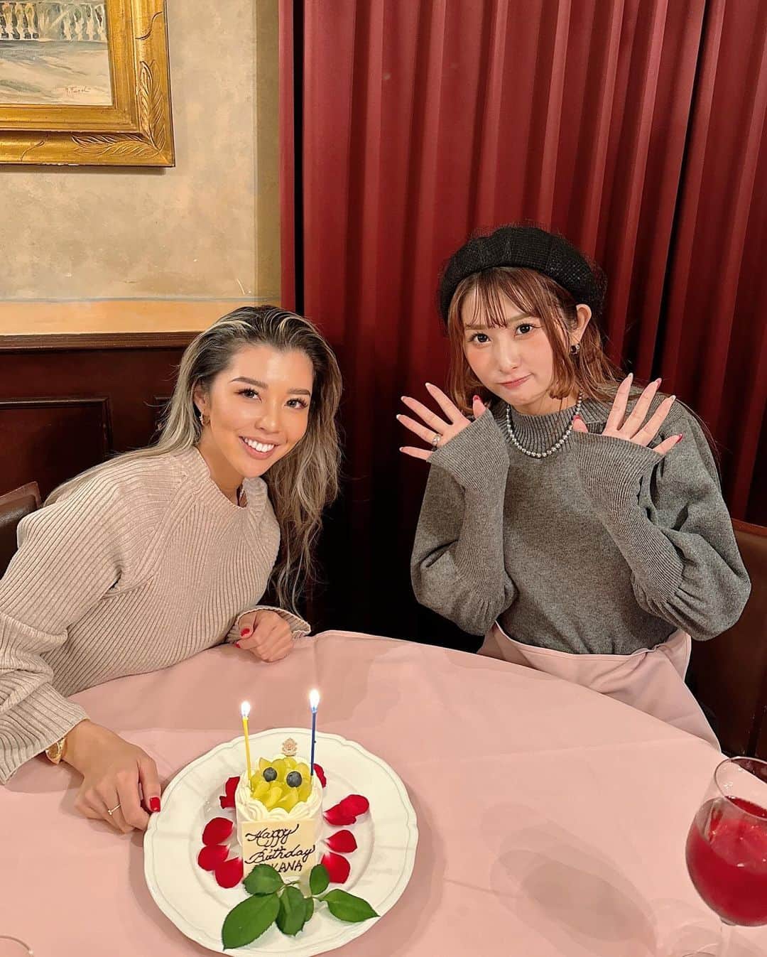 青野美沙稀のインスタグラム：「高校からの大事な親友 @takanakudo のお誕生日🎂  ずっと変わらない関係でいられて幸せだし とにかく会うとパワーもらえる💪🏻❤️  ずっとかっこよく輝いていてね🌟  そしてずっと行きたいと思ってた サバティーニ青山🍝さん  おいしかったしお店の雰囲気も 素敵だったからまた行きたいな🫶🏻  #親友 #サバティーニ青山  #青山 #青山グルメ #外苑前 #外苑前グルメ  #外苑前ランチ #イタリアン #おすすめランチ #バースデープレート」