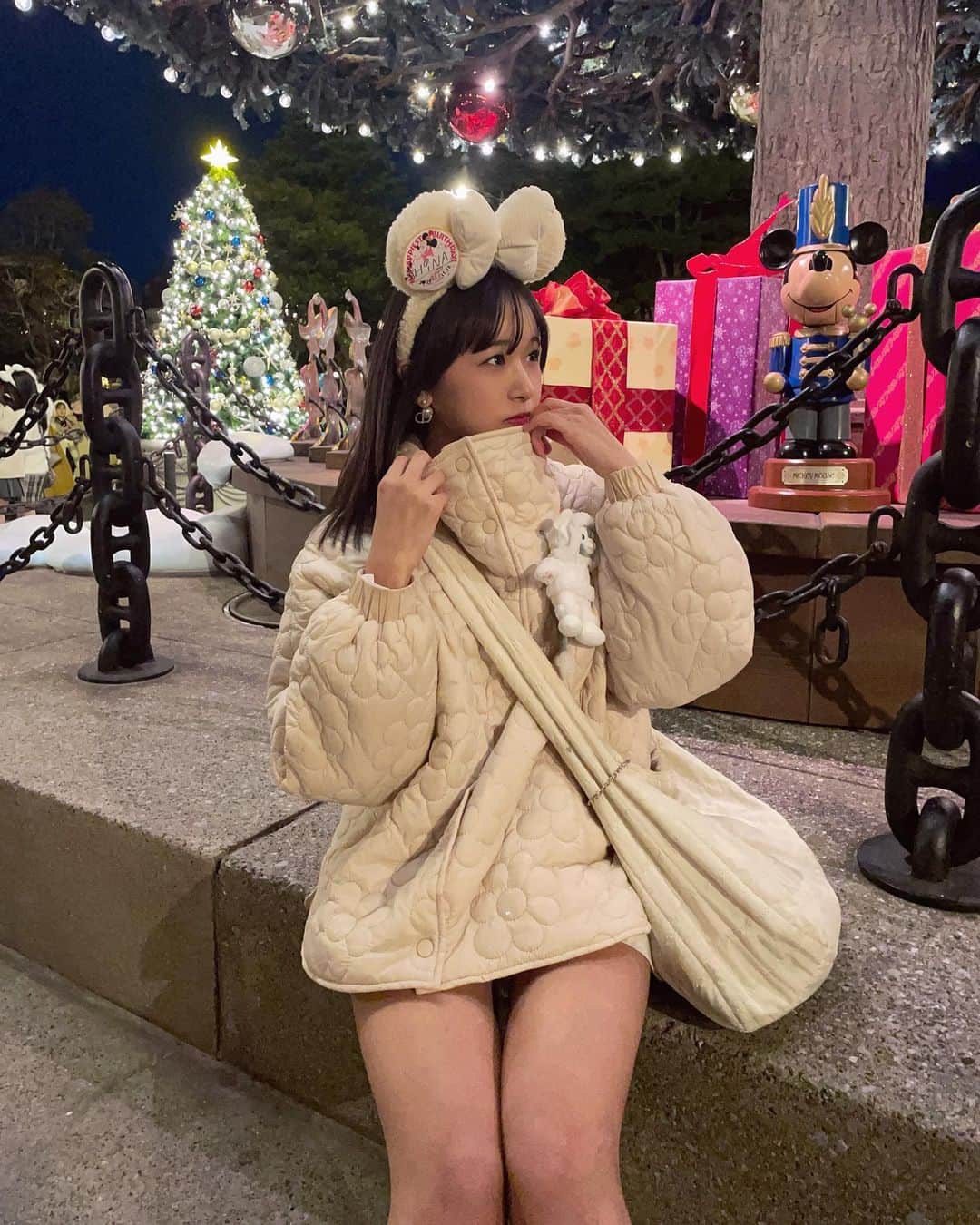 岩間妃南子さんのインスタグラム写真 - (岩間妃南子Instagram)「・ ・ ・ ChristmasDisney🎄🎠✨ ・ ・ ・ #クリスマス #christmas #disneysea #ディズニー #クリスマスディズニー」11月22日 21時05分 - hinako.1116