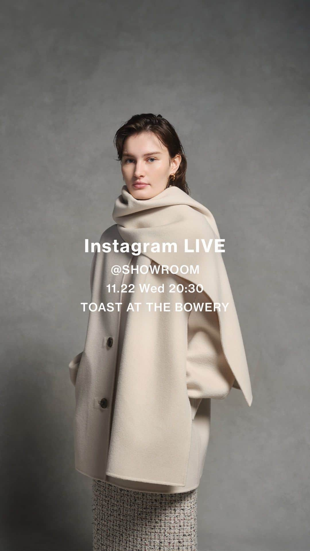 Theory luxe official account.のインスタグラム：「［Instagram LIVE］ @ SHOWROOM 2023年11月22日(水)   スタイリストの亀恭子さんをお迎えし、12月入荷予定の新作を中心におすすめのスタイリングをご紹介致しました。  #theoryluxe #セオリーリュクス #コート #ストール付きコート致しました。  亀さん 164cm STAFF大和田 157cm，篠崎 157cm  #theoryluxe #セオリーリュクス #コート #ワントーンコーデ #ホワイトワントーン」