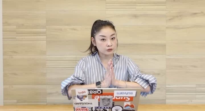 シトウレイのインスタグラム：「シトウレイオンラインファッションセミナーvol.5 開講しました！  お洒落は好き。だけど忙しい。ファッションを楽しみたいけど時間がない。 そんな皆様に向けて2024S/Sのファッショントレンド、 簡潔スッキリ腹落ちさせた形でお届けします。  ファッション業界の方はもちろん、学生さんや一般の方にもわかりやすく楽しんでいただけるセミナーになってます！ (※専門用語は一切ナシ！)  今回、シトウレイyoutubeのチャンネルで、セミナーの一部を無料公開しているので、ぜひ一度見てもらえたら！  チャンネルURLはプロフィールのリンクからどうぞ！  期間は11/22(wed)から12/6(wed)の二週間。 皆様と画面越しでお会いできるの、楽しみにしてます！  お申し込みはプロフィールのリンクからどうぞ！」