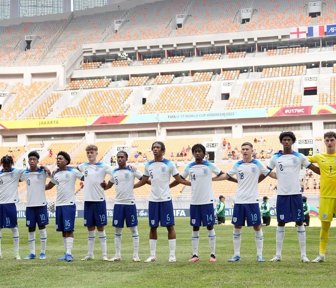 サッカー イングランド代表チームさんのインスタグラム写真 - (サッカー イングランド代表チームInstagram)「Hard luck to our #YoungLions, who exited the #U17WC at the Round of 16 stage. Heads up, lads 👊」11月22日 21時19分 - england