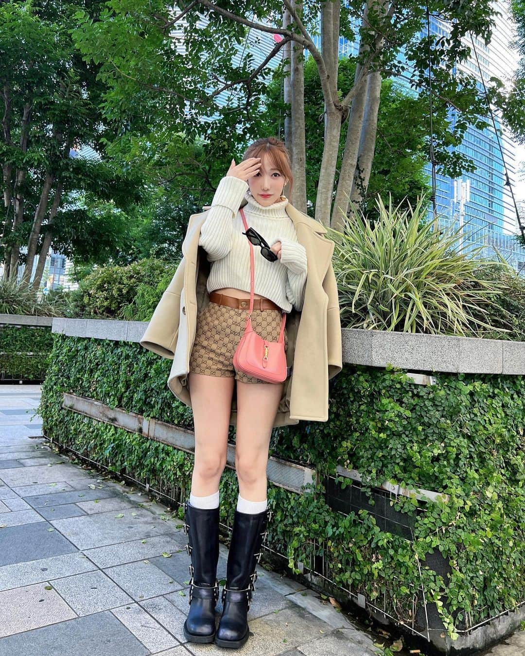 小宵こなんさんのインスタグラム写真 - (小宵こなんInstagram)「🐻🤍🤎」11月22日 21時38分 - konankoyoiii