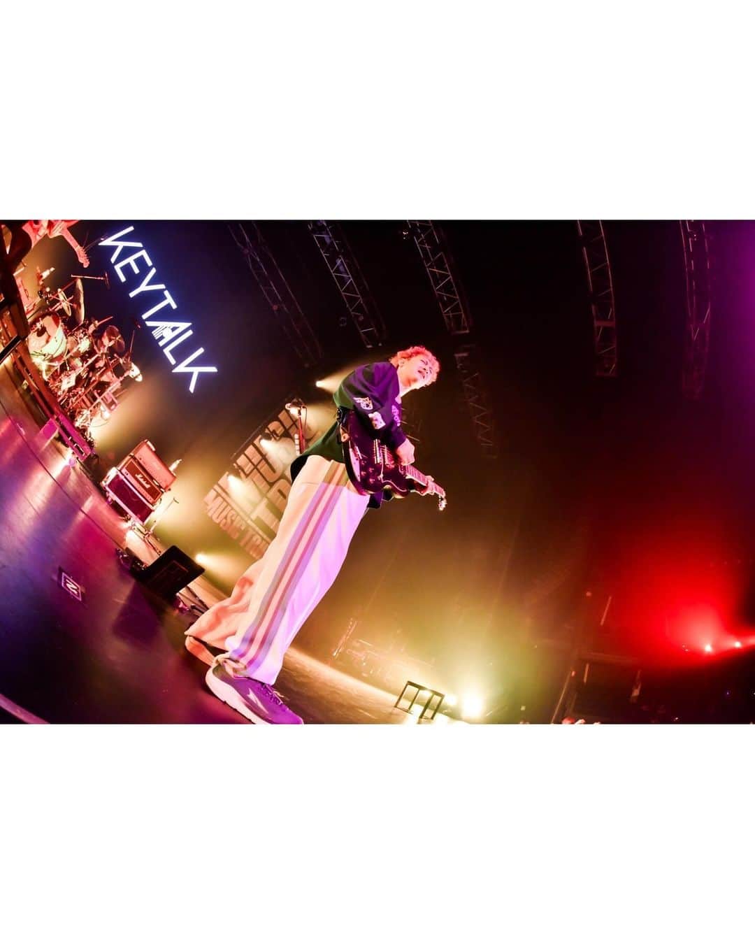 KEYTALKのインスタグラム：「2023.11.22 東京ドームシティホール 『ARTISTS LEAGUE presents… MUSIC TRIBE』  お越しいただいた皆さまありがとうございました💫  photo @azusatakada_photographer」