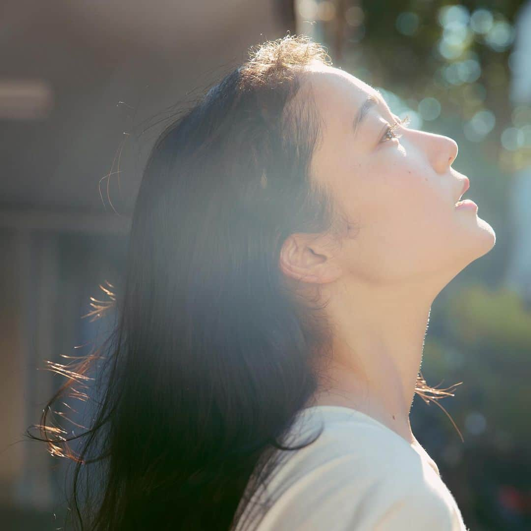 斎藤なりさんのインスタグラム写真 - (斎藤なりInstagram)「年内沢山作品撮りしていきたいなァと どなたか撮影しませんか🍂⛰️」11月22日 22時30分 - nari_eye