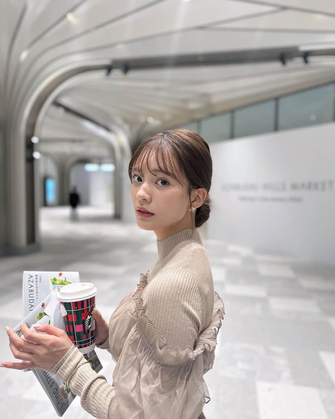 藤田みりあさんのインスタグラム写真 - (藤田みりあInstagram)「麻布台ヒルズ🏢🌿  1日で回れないくらい広くて施設も充実してて 楽しかった~♡またゆっくり来よっと🦢」11月22日 22時16分 - miria_fujita