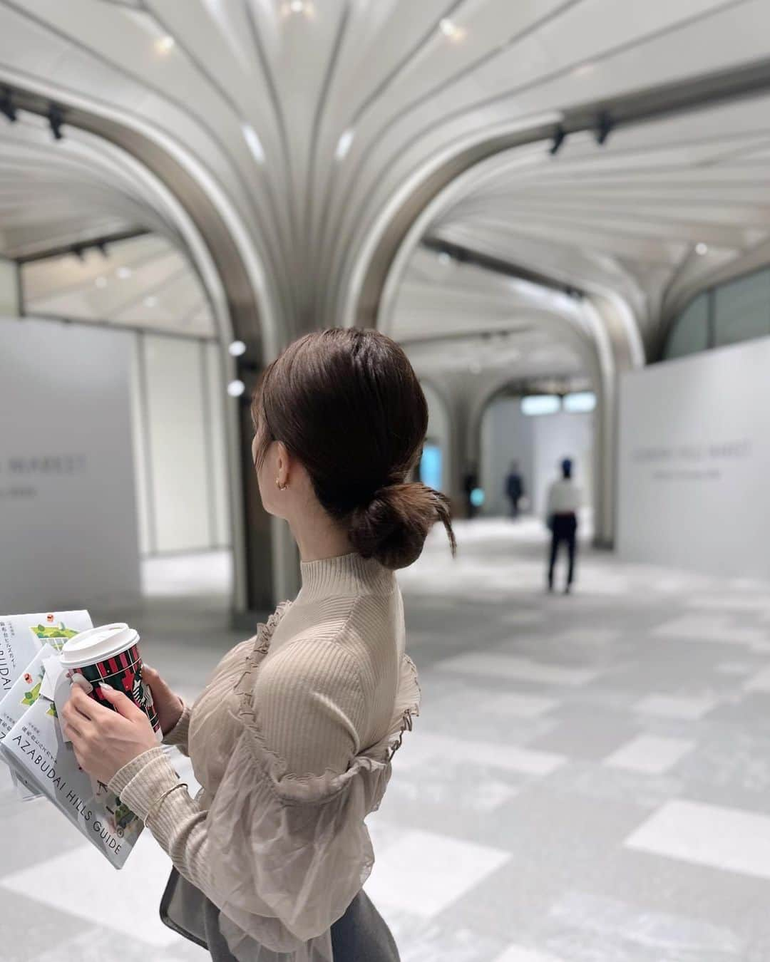 藤田みりあさんのインスタグラム写真 - (藤田みりあInstagram)「麻布台ヒルズ🏢🌿  1日で回れないくらい広くて施設も充実してて 楽しかった~♡またゆっくり来よっと🦢」11月22日 22時16分 - miria_fujita