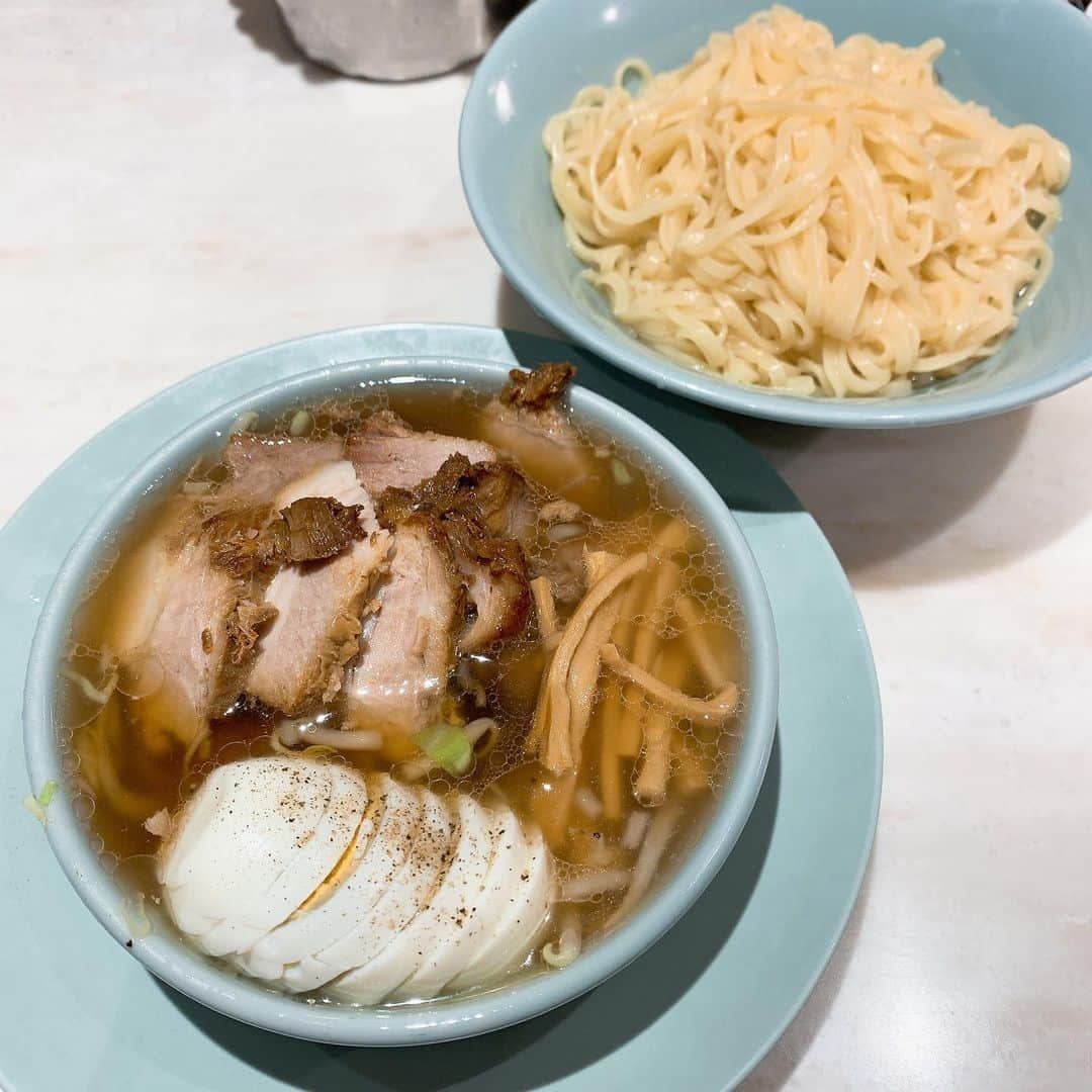 瀬乃ひなたのインスタグラム：「神田【ちえちゃんラーメン】 . . 朝までやってる中華そば🍜 もり中華にたまごトッピングネギ抜き☝️ . . もり中華は麺の量めちゃ多かった😮‼︎ . . . . . . . . #ラーメン　#🍜　#中華そば　#ラーメン屋　#美味しい　#しょうゆラーメン #醤油ラーメン #グルメ #らーすたぐらむ #神田ラーメン　#神田グルメ #神田　#たべすたぐらむ　#instafood #ワイのグルメ記録　#神田らーめん #らーめん #らーめん部 #らーめん女子 #らーめん倶楽部 #ラーメンインスタグラマー #ラーメンパトロール」