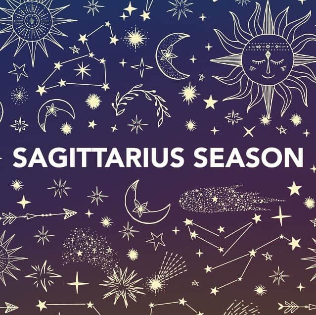 カミラ・ルディントンさんのインスタグラム写真 - (カミラ・ルディントンInstagram)「It’s our season!!! Drop a 🏹 in the comments if you’re a fellow Sagittarius. And to those that have a Sag in their life, sorry for how honest/blunt we always are. I promise it’s only because we love you 😂🤷‍♀️🙃」11月23日 9時02分 - camillaluddington