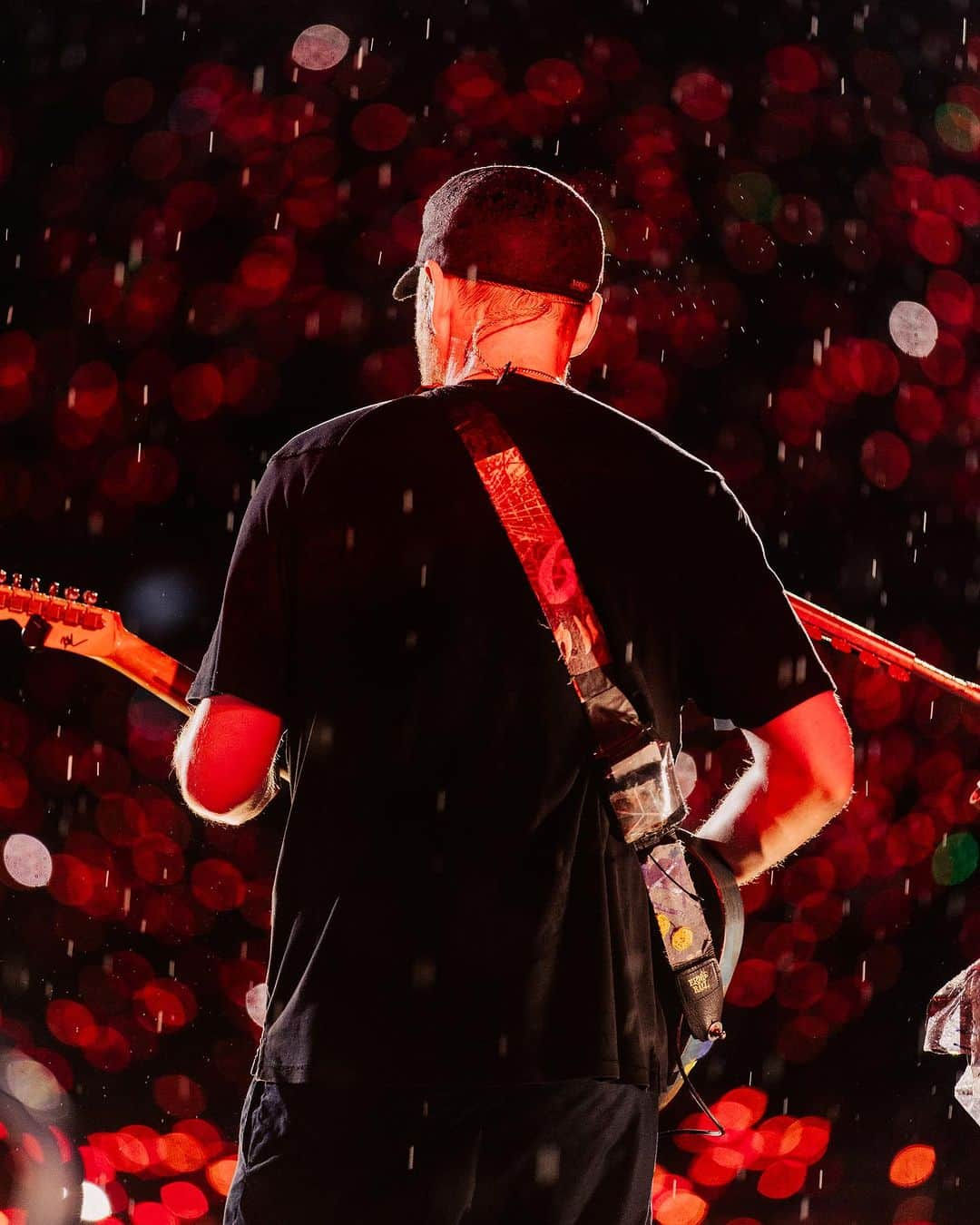 Coldplayさんのインスタグラム写真 - (ColdplayInstagram)「Show #122, Kuala Lumpur   📷 @annaleemedia  #ColdplayKualaLumpur #Coldplay #MusicOfTheSpheresWorldTour」11月23日 9時10分 - coldplay