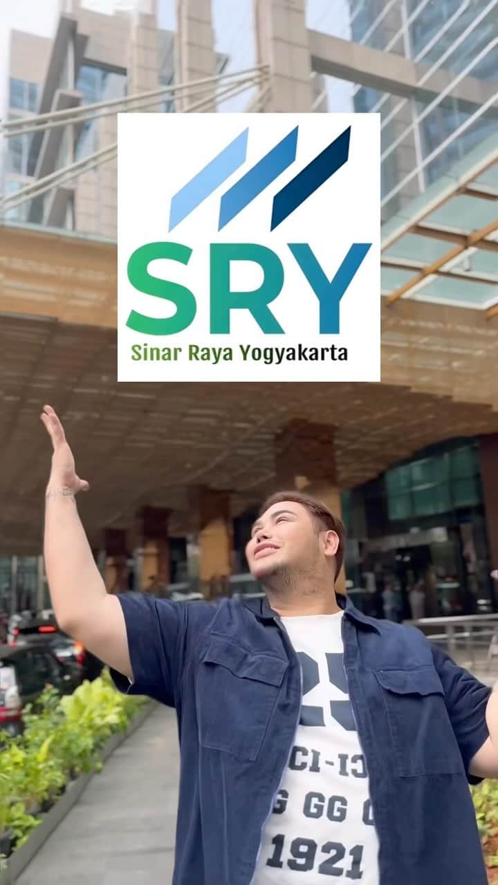 Ivan Gunawanのインスタグラム：「Belum  pada  tidur kan ??? Tadi  siang  igun  bagi bagi  kompor  @srygroup  di  @brownis_ttv  Semoga  kompor  kita  bermanfaat  Buat  yg  beruntung  Yah .... 👑❤️❤️❤️ @ruben_onsu makasie  yah  kompor  kita  bisa  masuk  TV」