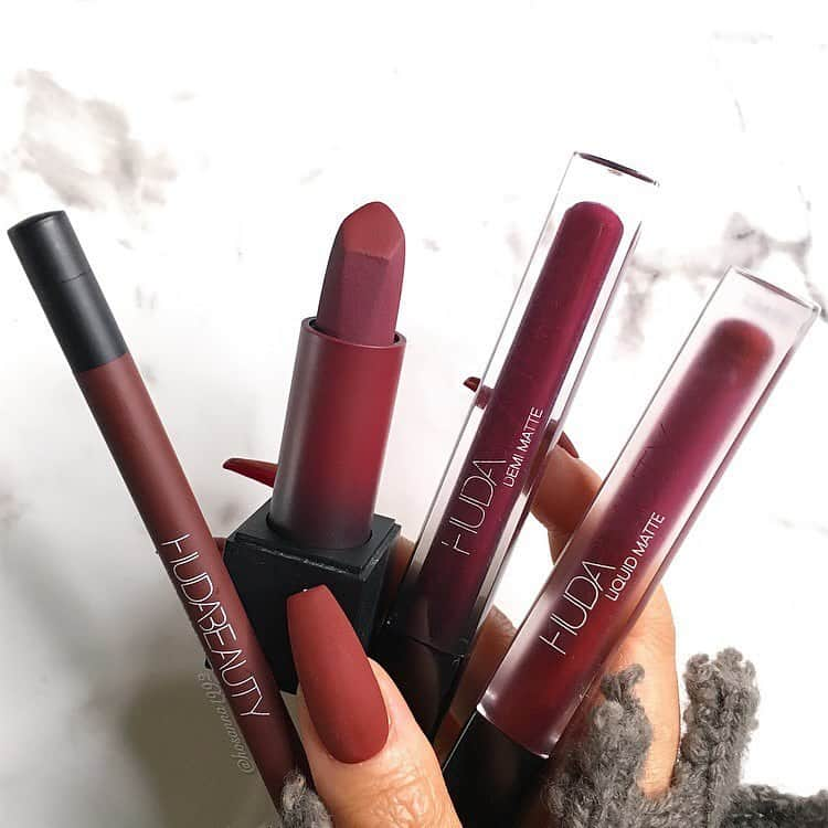 Huda Kattanさんのインスタグラム写真 - (Huda KattanInstagram)「@hosanna1992 shares these gorgeous shots of our goodies – all up on offer on our website! 🛍️🏃🏽‍♀️  ✨ NUDE Obsessions Eyeshadow Palette in shade Medium  ✨ Power Bullet Matte Lipstick in shade Anniversary & Liquid Matte Lipstick in shade Venus  ✨ Rose Quartz Eyeshadow Palette  ✨ Lip Contour 2.0 in shade Pinky Brown & Power Bullet Cream Glow in shade Baby Face ✨ @wishfulskin Get Clean Cleanser  ✨ Lovefest Obsessions Eyeshadow Palette ✨ Cheeky Tint Blush Stick in shade Baddie Berry  ✨ @wishfulskin Eye Lift & Contour Serum  #CyberCraze」11月23日 1時03分 - hudabeauty