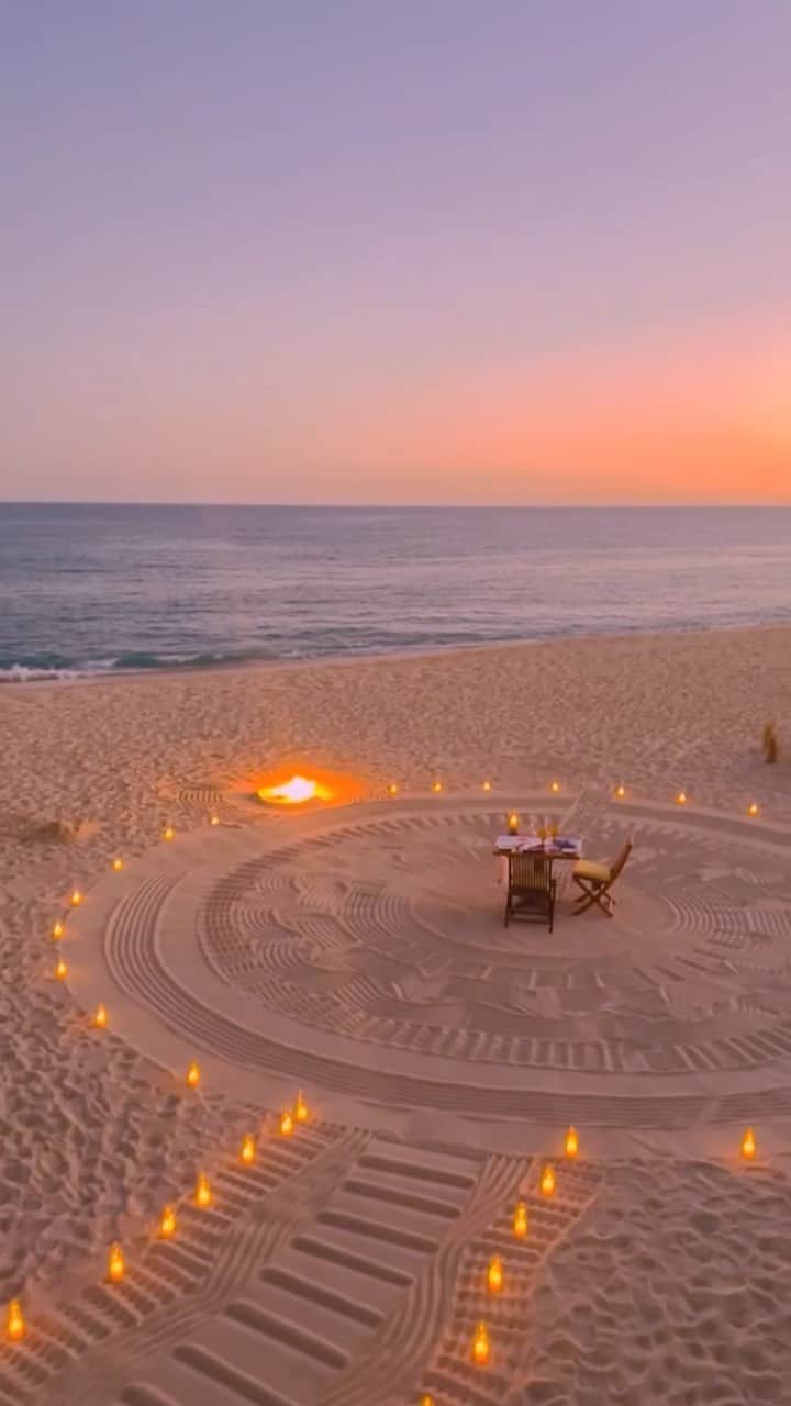 BEAUTIFUL HOTELSのインスタグラム：「Picture this: a dreamy candlelit pathway on the beach, leading you to a sunset dinner overlooking the ocean. 🌊 At @lasventanasalparaiso, you can indulge in special dining offers that promise not just a meal, but an experience! ✨ From beachside bites to elegant soirées, Las Ventanas al Paraíso has it all. 🥂  Dive into the magic and discover more at @lasventanasalparaiso - your gateway to exquisite moments! 🌴  📽 @lasventanasalparaiso 📍 @lasventanasalparaiso, A Rosewood Resort, San José del Cabo, Mexico 🎶 Madison Calley • Hotline Bling」