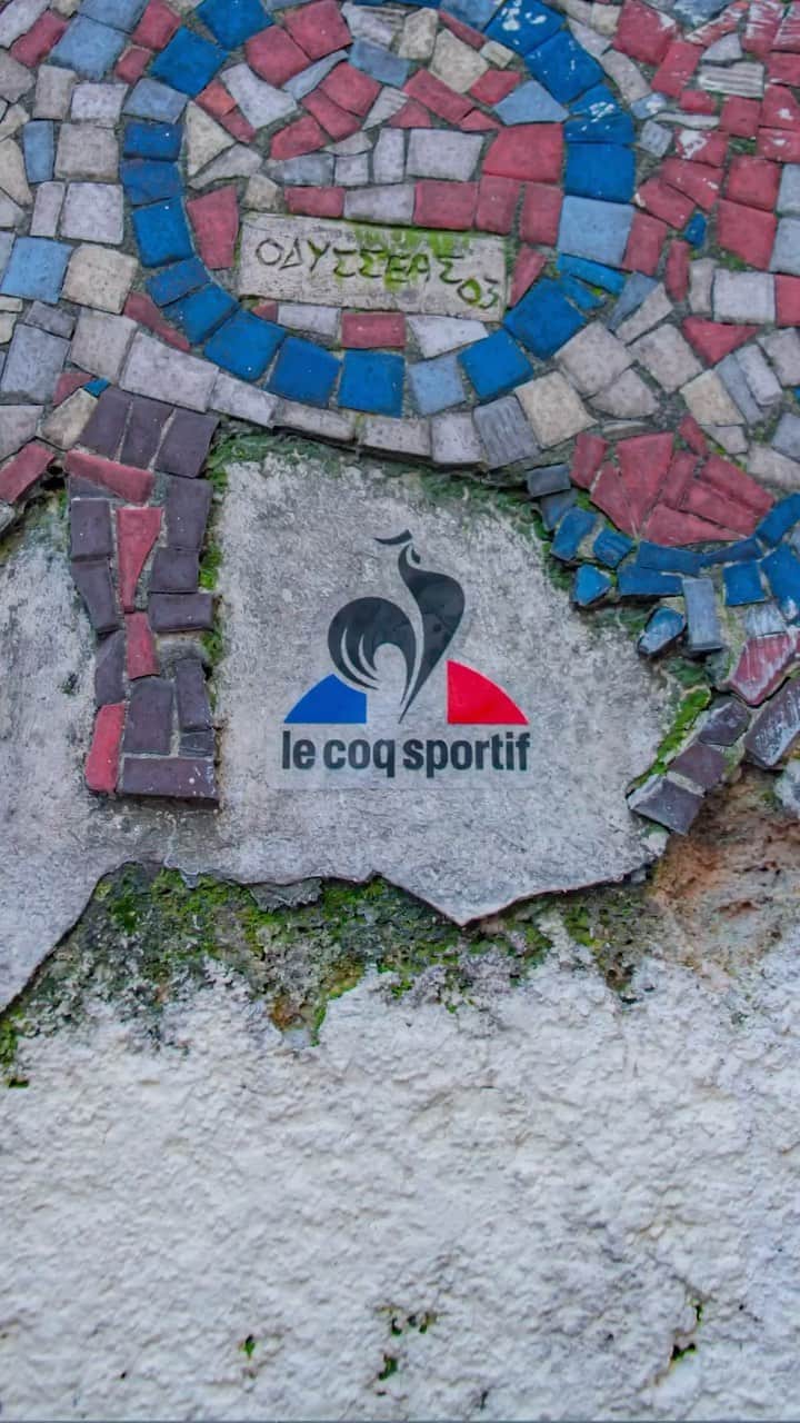 ルコックスポルティフのインスタグラム：「LE COQ SPORTIF DANS TOUT PARIS 👊  #lecoqsportif #sportswear」