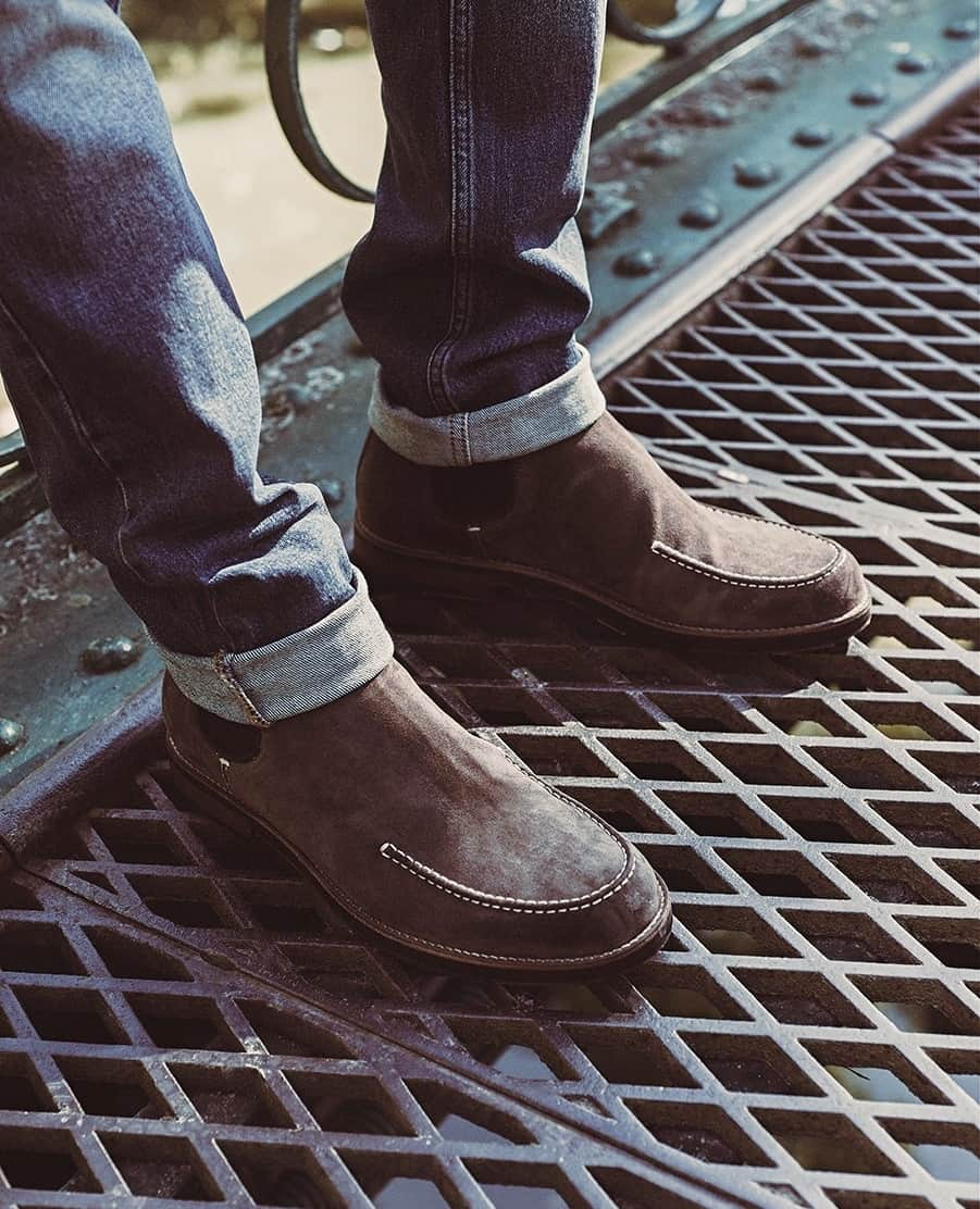 アルベルトファッシャーニさんのインスタグラム写真 - (アルベルトファッシャーニInstagram)「Mastering the art of casual elegance has never been easier with these timeless chelsea boots for men. ⁠ ⁠ Elevate your everyday style to new levels of sophistication and class, effortlessly blending comfort and sophistication. ⁠ ⁠ Step into the world of gentleman fashion and make a lasting impression with these must-have essentials. ⁠ ⁠ FW 23/24⁠ In stores and online.⁠ www.albertofasciani.it⁠ ⁠ #chelseaboot #menstyle #casualelegance」11月23日 2時50分 - albertofasciani_official