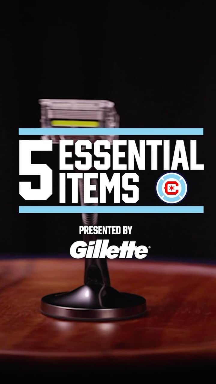 シカゴ・ファイアーのインスタグラム：「When it comes to traveling, Mauri knows the power of essentials!  From his everyday hat to an unbeatable book on financial freedom, he’s got it all covered.   Full 🎥: Link in bio.  #cf97  | @gillette」
