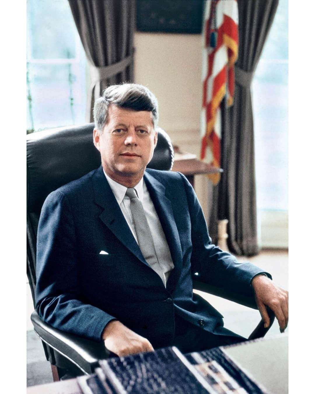 Magnum Photosさんのインスタグラム写真 - (Magnum PhotosInstagram)「Today marks 60 years since the assassination of US President John F. Kennedy in 1963, who, at 46 years old, was shot while riding in a presidential motorcade through downtown Dallas, Texas. The event would become one of the defining moments of the 20th century, leaving a cultural and political imprint that permanently altered the American landscape.⁠ ⁠ Kennedy's political career, including his campaign and election, was documented by Magnum photographers. Cornell Capa's coverage of his presidential run for @life is a lasting document and an intimate portrait of Kennedy's work and character. Capa's efforts continued during his first 100 days in office, granting a rare insight into the beginning of a presidency.⁠ ⁠ @elliotterwitt photographed JFK at several points, from his days as a senator to his funeral, where he captured this image of a mourning Jacqueline Kennedy. ⁠ ⁠ PHOTOS (left to right):⁠ ⁠ (1) US Senator from Massachusetts John F. Kennedy. USA. 1952. © @philippe_halsman_official / Magnum Photos⁠ ⁠ (2) Senator John F. KENNEDY. New York City, USA. 1955. © @elliotterwitt / Magnum Photos⁠ ⁠ (3) Senator John F. Kennedy with his wife, Jackie, and daughter, Caroline. Hyannisport, Massachusetts. 1960. © Dennis Stock / Magnum Photos⁠ ⁠ (4-5) John F. Kennedy campaigning. New York City, USA. 1960. © Cornell Capa / International Center of Photography / Magnum Photos⁠ ⁠ (6) John F. Kennedy campaign. USA. 1960. © Cornell Capa / International Center of Photography / Magnum Photos⁠ ⁠ (7) Soviet premier Nikita Khrushchev and US president John F. Kennedy. Vienna, Austria. 1961. © Cornell Capa / International Center of Photography / Magnum Photos⁠ ⁠ (8) President John F. Kennedy in the Oval Office. Washington, D.C. USA. 1962. © @elliotterwitt / Magnum Photos⁠ ⁠ (9) Reaction to the assassination of John F. Kennedy. New York City, USA. 1963. © @waynemillerphotoarchive / Magnum Photos⁠ ⁠ (10) Jacqueline Kennedy at John F. Kennedy's Funeral. Arlington, Virginia. USA. 1963. @elliotterwitt / Magnum Photos」11月23日 3時02分 - magnumphotos