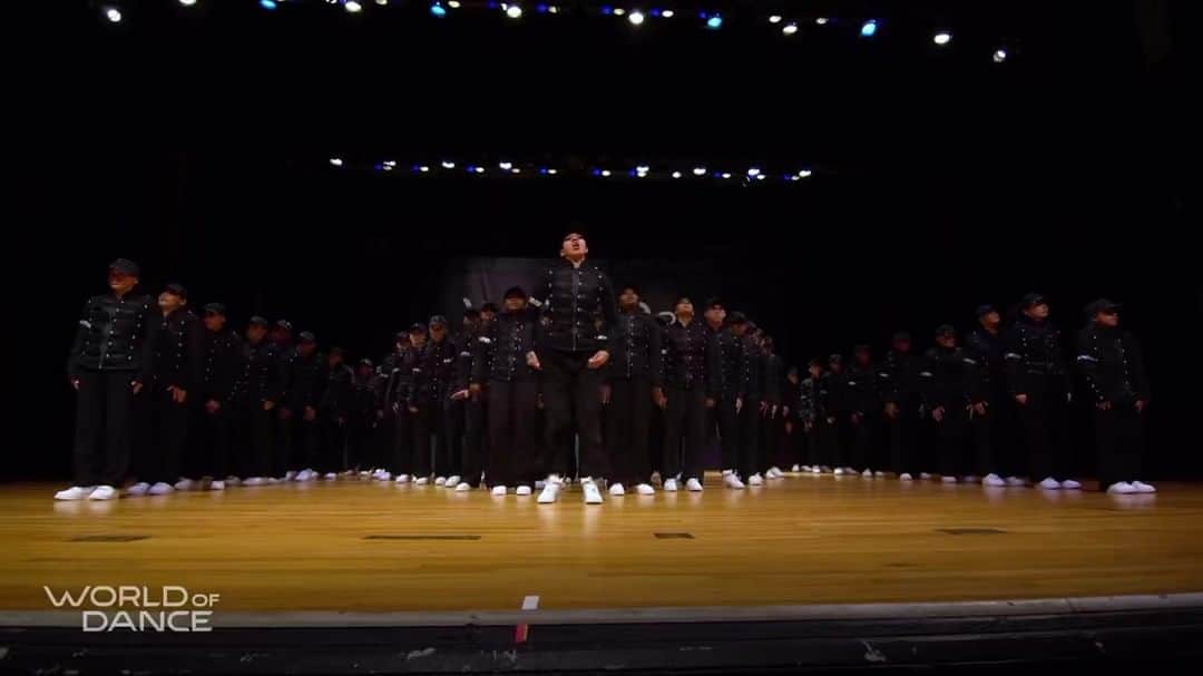 World of Danceのインスタグラム：「RHYTHM NATION🥁🎶 1st place Boston Team Division winners @royalthieves_nyc brought out their inner Janet Jackson with this set!   #worldofdance #wodbos23」