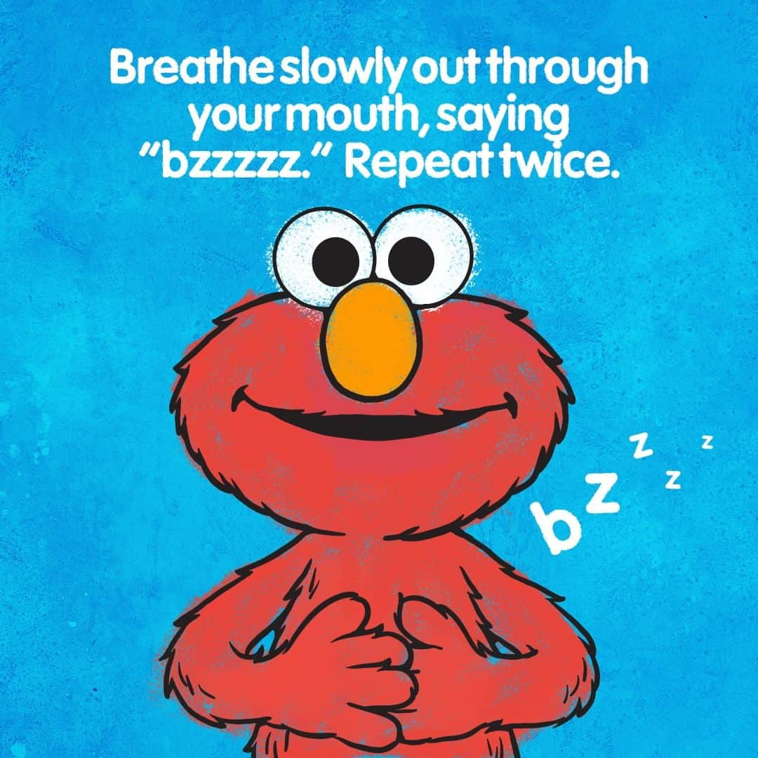 セサミストリートさんのインスタグラム写真 - (セサミストリートInstagram)「Need a little break? Sit down, close your eyes, and try Bumble Bee Breathing with @elmo. Breathing is a great way to get in touch with our bodies, hearts, and minds, and can help us manage big feelings too. #EmotionalWellbeing #WellnessWednesday」11月23日 4時00分 - sesamestreet