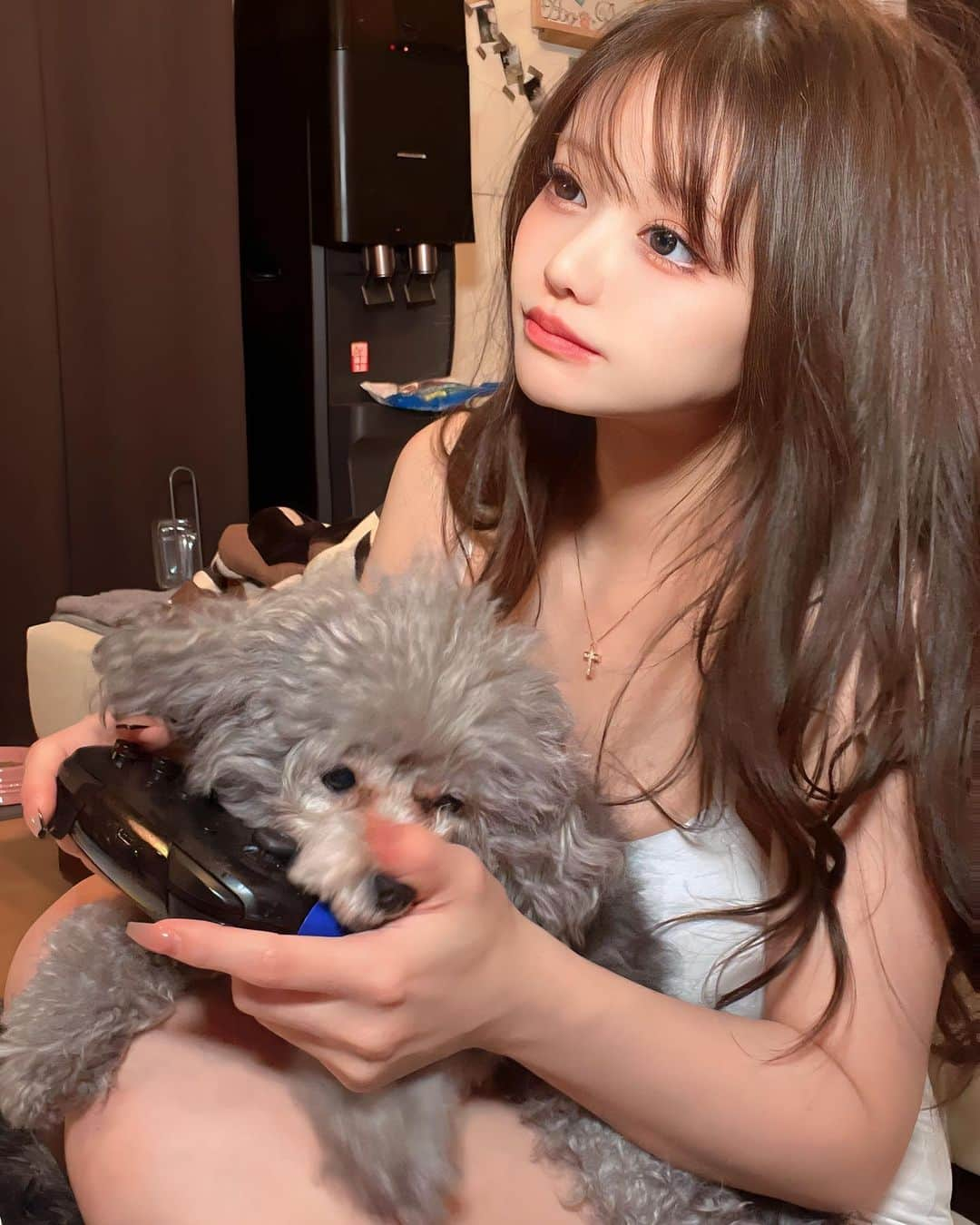 愛月颯花さんのインスタグラム写真 - (愛月颯花Instagram)「日常の私です🎮🎲🐾  It is everyday me It is me of the daily life🐶」11月23日 18時30分 - fillia_fuuka