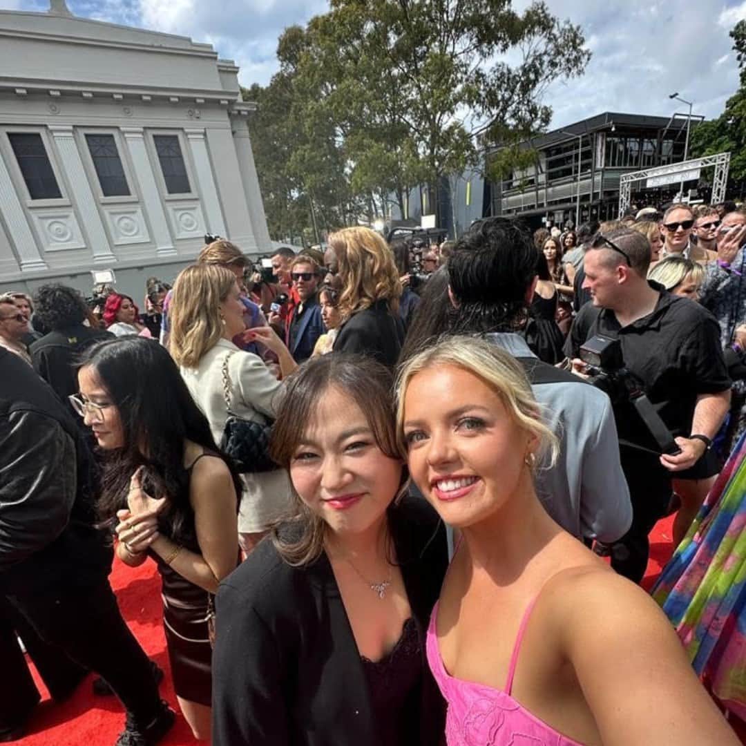 YouTubeのインスタグラム：「here for australian creators celebrating the biggest music awards of the year in style 🎶✨ #ARIAawards」