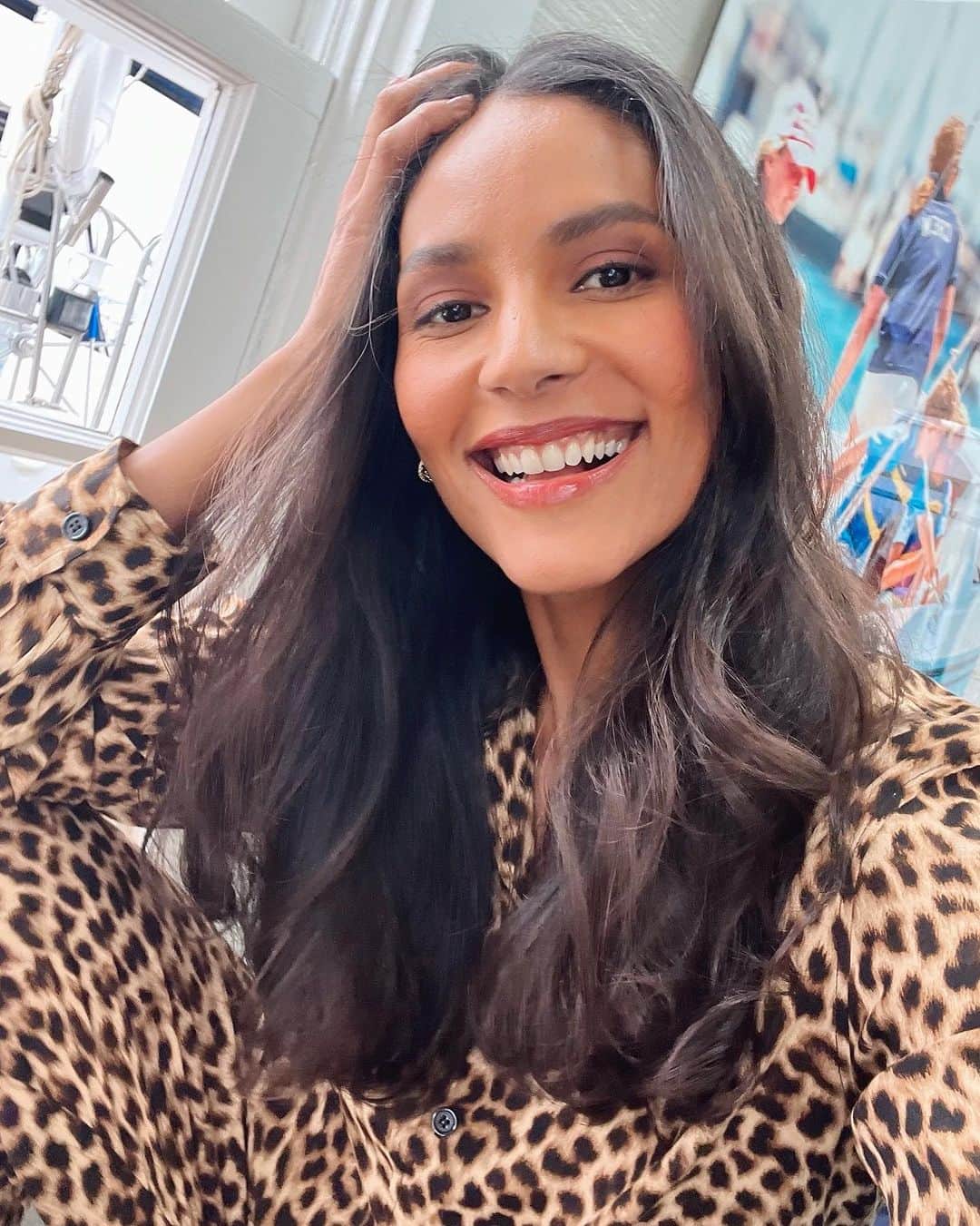 エマニュエラ・デ・パウラのインスタグラム：「Finds from my camera roll.  📸🤎✨」