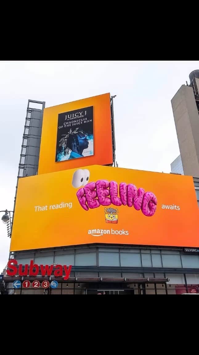 ジューシー・Jのインスタグラム：「: Now this is BIG! Chronicles of the Juice Man is on the @amazonbooks billboard in NYC! Check out my new book today #thatreadingfeelingawaits」