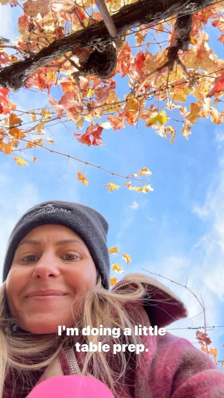 キャンディス・キャメロン・ブレのインスタグラム：「Happy almost Thanksgiving 🍁🦃🍽!!」