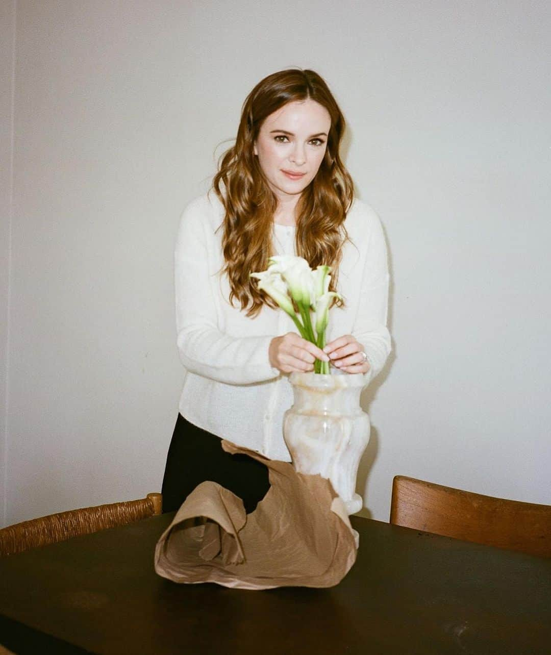 ダニエル・パナベイカーさんのインスタグラム写真 - (ダニエル・パナベイカーInstagram)「Godspeed to those entertaining this Thanksgiving – I’m on floral duty. Just stopping by to say, I’m endlessly grateful for all of your support this year!」11月23日 6時03分 - dpanabaker