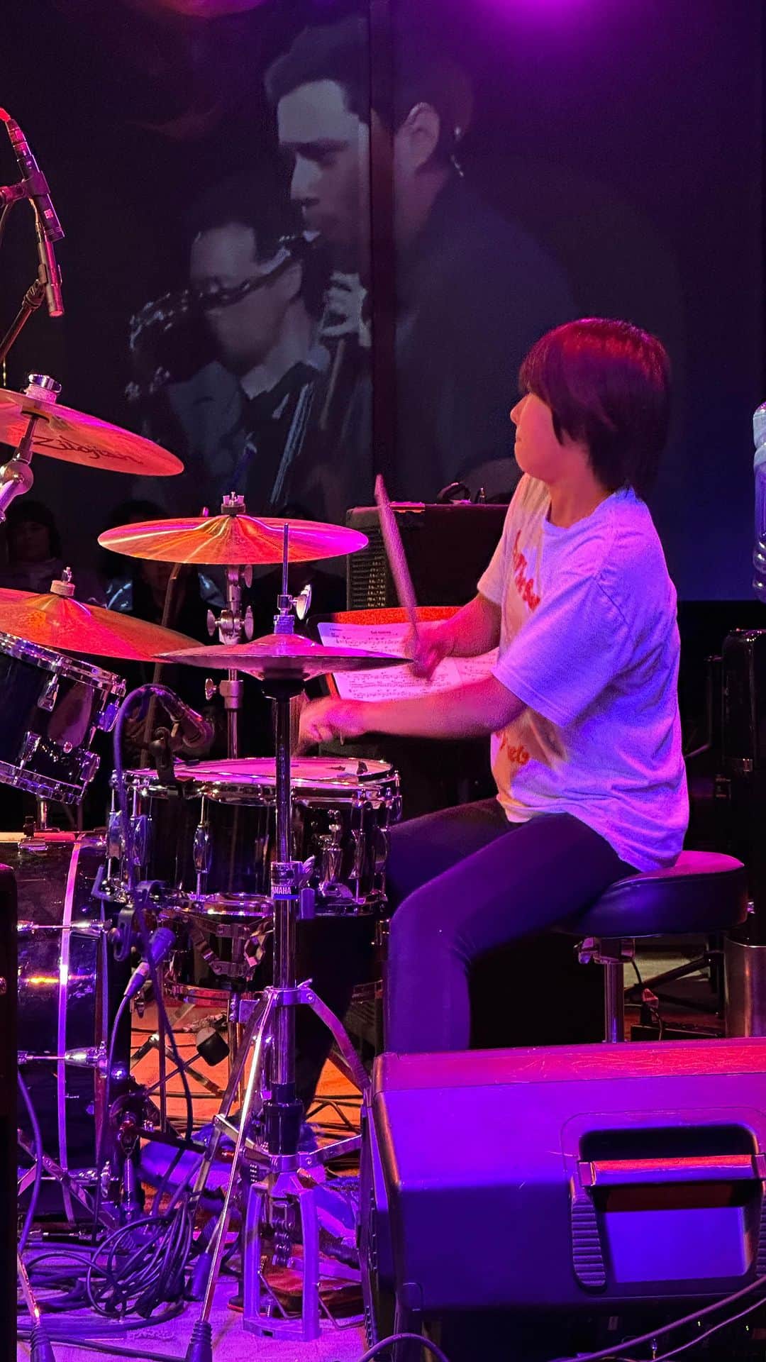 かねあいよよかのインスタグラム：「YOYOKA's Improvised Drum Solo /  Nov 10, 2023 at San Jose Jazz  Click here for the full version of the live streaming.  @sanjosejazz YouTube channel. Please check it out.  #YoyokaImprovises #即興ドラムソロ #yoyokaimprovised #yoyoka #よよか #drumsolo #ドラムソロ」