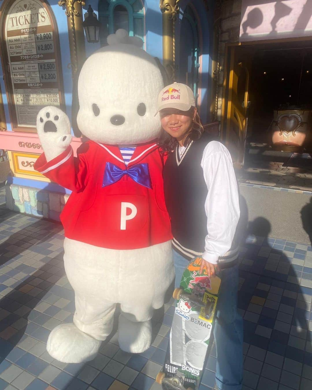 織田夢海さんのインスタグラム写真 - (織田夢海Instagram)「17歳になりました😁✌🏻 家族や友達、サポートしてくださってるみなさんにとても感謝してます🤝🏻😊  これからも楽しく頑張るので応援よろしくお願いします😆」10月30日 16時56分 - yumeka_oda_1030