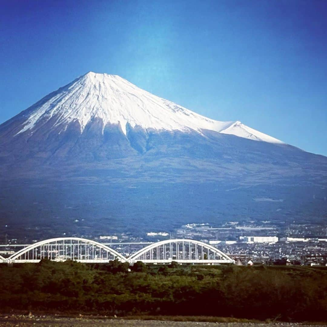 石田昌宏さんのインスタグラム写真 - (石田昌宏Instagram)「富士山の季節」10月30日 8時12分 - masahiro_ishida_