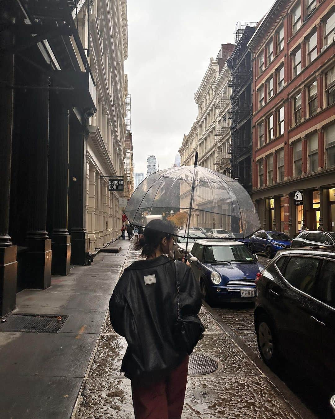 KAZUHAさんのインスタグラム写真 - (KAZUHAInstagram)「rainy day in new york」10月30日 8時32分 - zuhazana