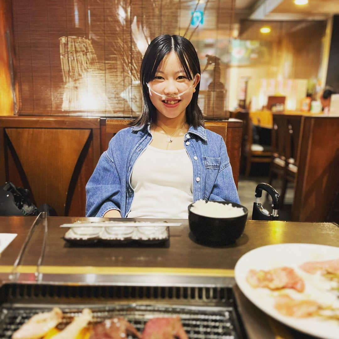 yukiのインスタグラム：「おはようございます。  お肉と白米でけっこう元気になる！ イェーイ🍚🥓  #タレだけでご飯一杯いける #食睡眠愛  #happyな一週間を」