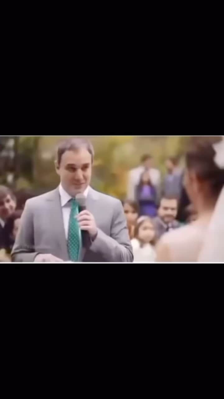 Wedding ?のインスタグラム：「Um lencinho por favor 🥺❤️ escutem até o final! Lindo voto」