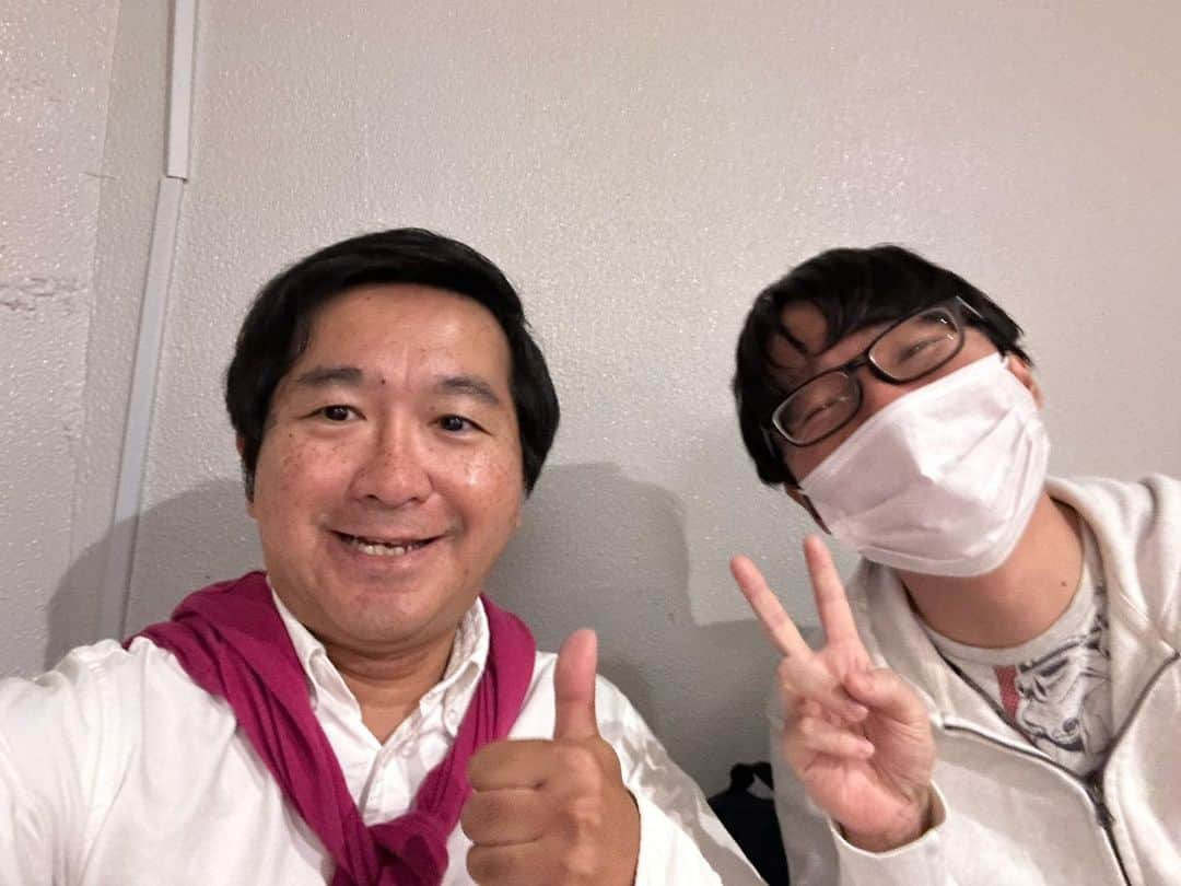 小石田純一さんのインスタグラム写真 - (小石田純一Instagram)「事務所のネタ見せでした。次回の事務所ライブ「NEW☆STA」は11月12日(日)新宿ブリーカーで開催です。3部構成のライブ。12時30分開演の新ネタとトークの1部のライブと17時15分開演のR-1対策の3部のライブに出演します。観に来てください！  #ネタ見せ #ニュースタッフプロダクション #NEWSTA #事務所ライブ #お笑い芸人 #ピン芸人 #さくらす岡田  #ケビン #メカイノウエ さん #小石田純一  #ものまね芸人」10月30日 9時44分 - koishida.trendy