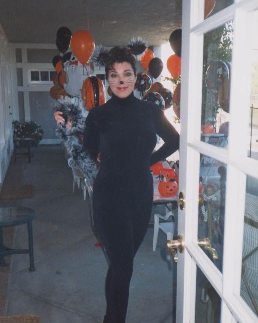 クリス・ジェンナーさんのインスタグラム写真 - (クリス・ジェンナーInstagram)「Some of my favorite Halloween memories 🎃💀❤️ #Halloween #ThisIsHalloween」10月30日 10時14分 - krisjenner