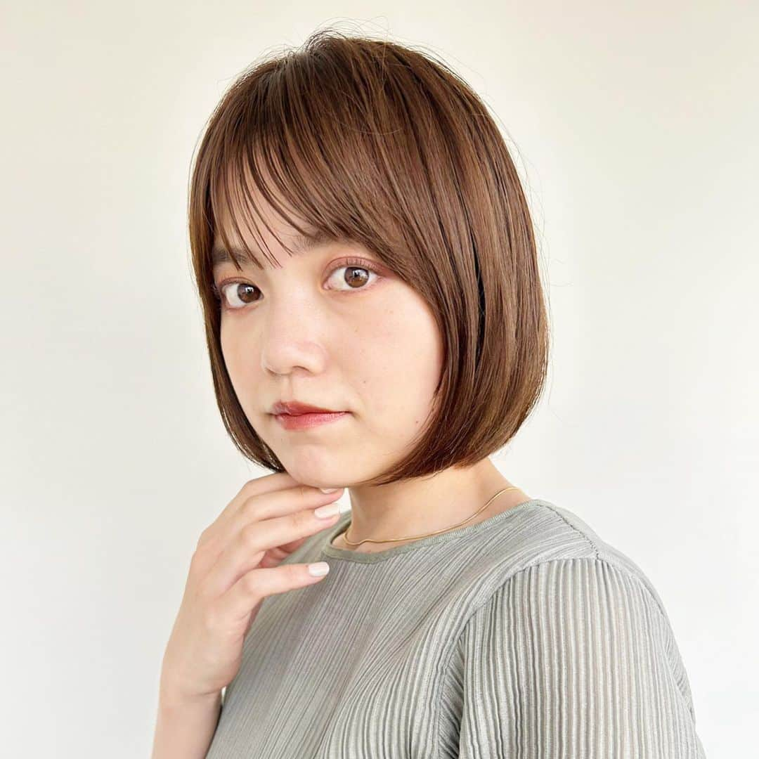 浦和の美容室、美容院｜COVER HAIRカバーヘアーさんのインスタグラム写真 - (浦和の美容室、美容院｜COVER HAIRカバーヘアーInstagram)「【✨周りの方々から褒められる✨】 そんなヘアスタイルを提供します。 . 360°どこから見てもシルエットが綺麗に見えるように お客様一人ひとりに合わせた「骨格診断カット」が大人気！ . . ⭐️襟足が浮く方 ⭐️ショートにする勇気が出ない方 ⭐️思い通りの形になった事がない方 ⭐️毛量が多い方 ⭐️頭の形が絶壁の方 🌟10代から40代の方まで幅広く来ていただいてます . . 日々の生活の中でお困りの事、たくさんあると思います。 数々の悩み、是非一度ご相談下さい🙇 . お客様のお悩みをヒアリングし、ライフスタイルに合う、その中で最高のヘアスタイルを提供します！ . 毎日たくさんのお客様にご来店頂いております😊 . . お悩み改善に全力で努めます！！ お客様の新しい魅力を創り出します！ 皆様の笑顔がカバーヘアの活力です🌟 . . @coverhair_official  @coverhair_recruit  @lupin_1969  . #美容師 #美容室 #ボブ #ショート #ショートボブ #埼玉 #ショートヘア #切りっぱなしボブ #ボブヘアー #大人ショート #前下がりショート #30代ヘアスタイル #耳掛けショート #埼玉美容室 #ハンサムショート女子 #20代ヘアスタイル #結べるボブ #ボブショート #埼玉美容師 #ハンサムボブ #大宮ショート #浦和ショート #埼玉ボブ #埼玉ショート #大宮ボブ #浦和ボブ #川口ショート #川口ボブ #骨格診断カット #骨格診断」11月3日 19時00分 - coverhair