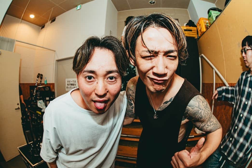 NOISEMAKERさんのインスタグラム写真 - (NOISEMAKERInstagram)「THANK YOU 仙台！ THANK YOU Nothing's Carved In Stone!! 最高の初対バンでした！ 15周年おめでとうございます！ また必ず！！ 📷1〜3 @musicmagic3923   #noisemaker #nothingscarvedinstone」10月30日 10時28分 - noisemaker_official