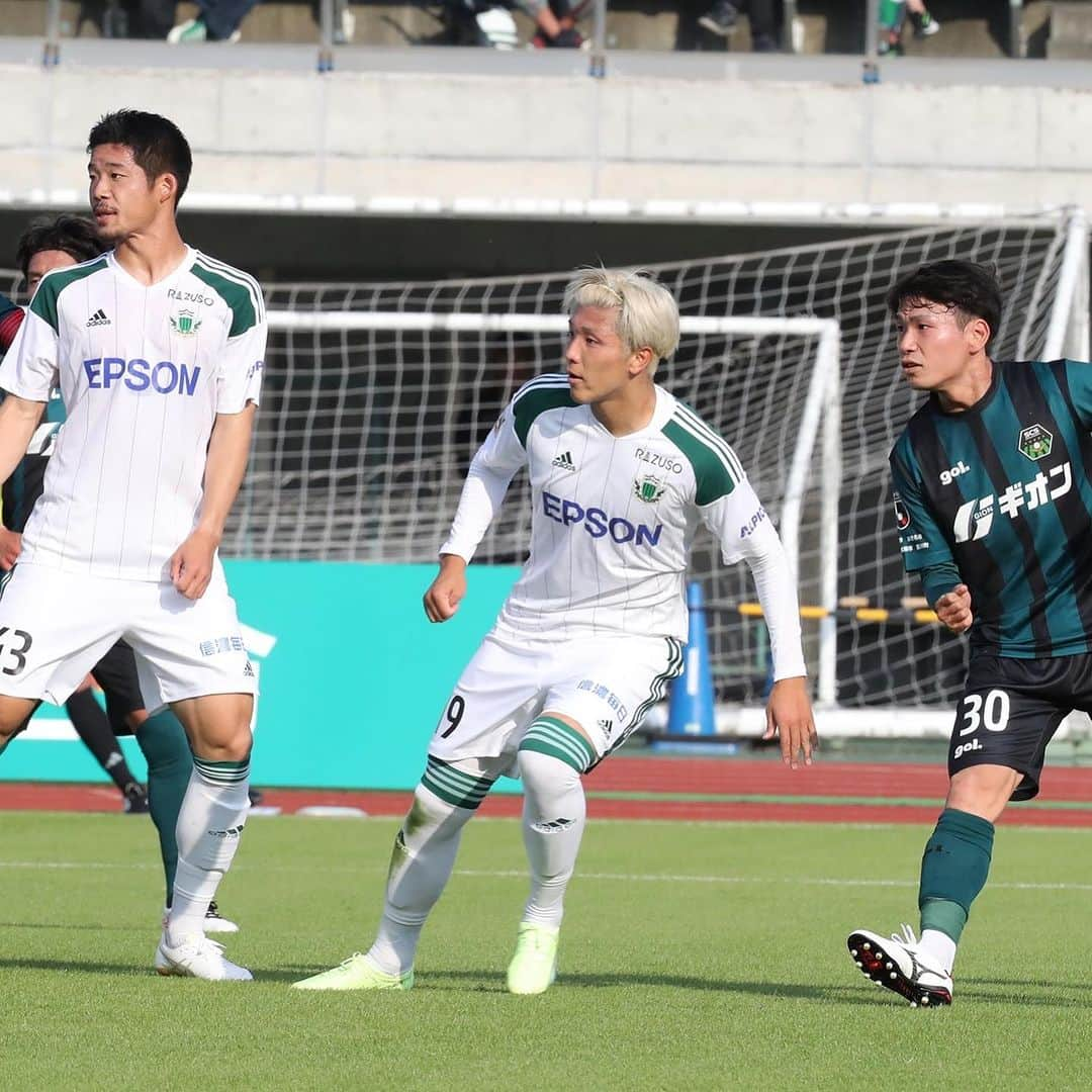 松本山雅FCさんのインスタグラム写真 - (松本山雅FCInstagram)「2023.10.28 Meiji Yasuda J3 League Matchweek 33 Sagamihara 0-2 Matsumoto #松本山雅fc #matsumotoyamaga #yamaga #OneSoul」10月30日 10時34分 - matsumoto.yamagafc