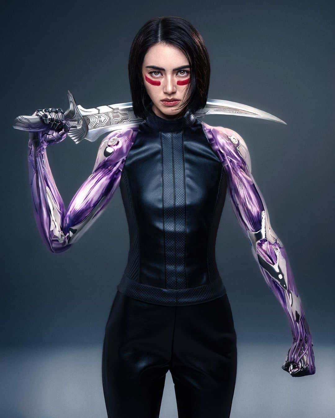 マイ・ダーウィカーのインスタグラム：「Alita 🖤 #halloween」