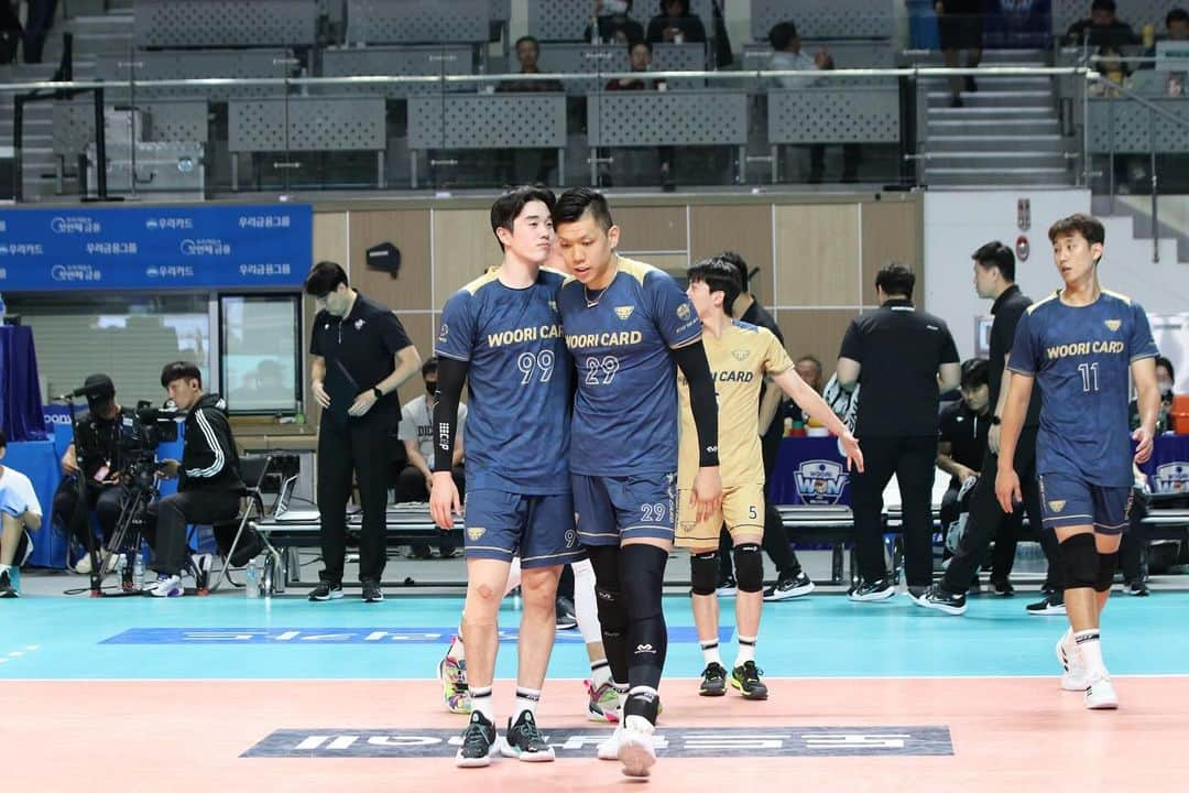 大竹壱青さんのインスタグラム写真 - (大竹壱青Instagram)「〜2023.10.25〜  Match Photos VS 大韓航空　  #isseiotake  #우리카드우리won #mcdavid  #sev_sports #lill1star」10月30日 11時15分 - issei_otake