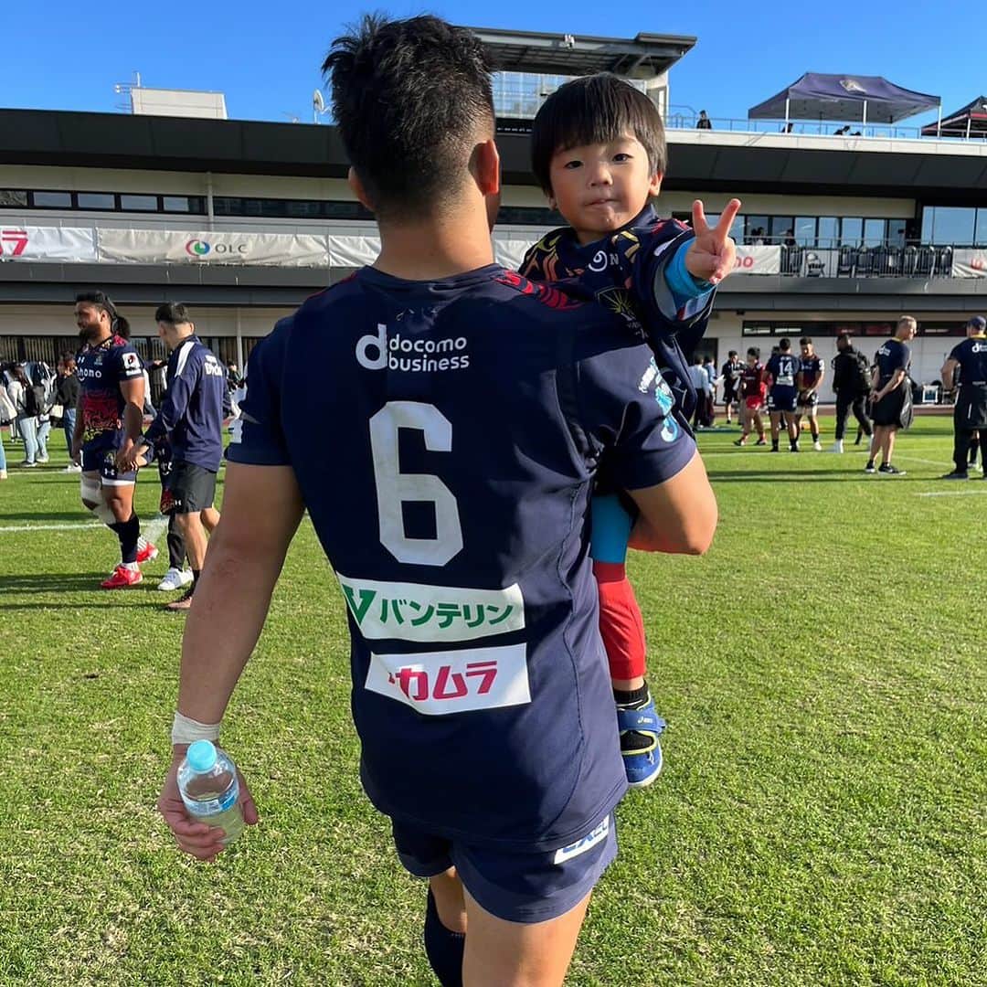 金正奎のインスタグラム：「. 👶🏼🫶🏻 #specialsupporter  #成長早すぎ」