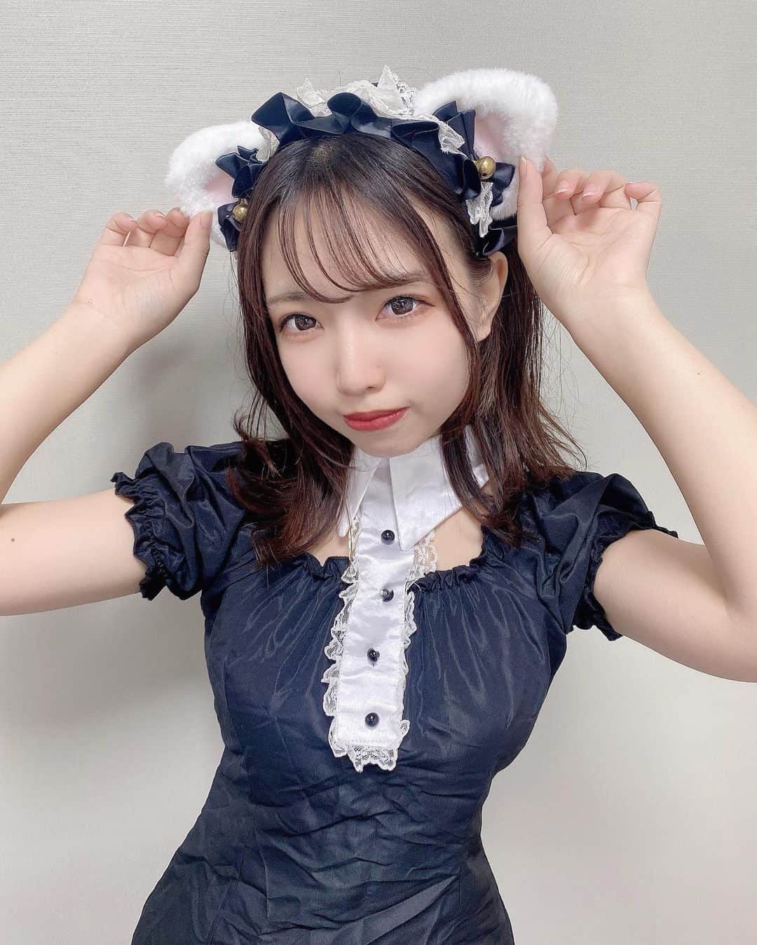 枡川茉衣のインスタグラム：「にゃん🐈」