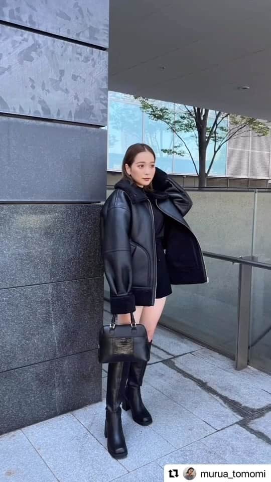 MURUAのインスタグラム：「#Repost @murua_tomomi with @use.repost ・・・ . 安定のBLACK大優勝🌚💕 ミドル丈のムートンもかわいい~  詳細は 〔 @murua_tomomi〕TOPのURLから☑️♡  着用アイテムは商品タグ or TOPのURLからチェック ▶︎▶︎ @murua_by_staff   #murua #murua_snap #ootd #ootdfashion #coordinate #fashion #murua2023aw」