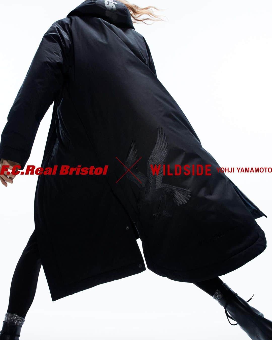 ソフのインスタグラム：「SOPH. TOKYO 24th ANNIVERSARY 2023.11.02(THU) ⠀ F.C.Real Bristol × WILDSIDE YOHJI YAMAMOTO ⠀ SOPH. TOKYOのオープン24周年を記念するアニバーサリーアイテムとして、F.C.Real Bristolより、エッジの効いたコンセプチュアルプロジェクト WILDSIDE YOHJI YAMAMOTOとのコラボレーションによるオールブラックのカプセルコレクションを発売します。 ⠀ 架空のフットボールチームであるF.C.Real Bristolのメインスポンサーに、WILDSIDE YOHJI YAMAMOTOを迎えたというストーリーのもと、ベンチコートやゲームジャージーといったオンピッチアイテムと、スウェット、シャツ、ラバーダックなどのオフピッチアイテムを含めた12アイテムを展開。 ⠀ 漆黒のチームをイメージし、両ブランドのメインカラーであるブラックのみで全てを表現。Yohji Yamamotoのカラスのアートワークをメイングラフィックに、ボディから、ロゴマーク、おなじみのエンブレムまで全てブラックで統一した特別なラインナップです。 ⠀ 11/2(木)よりSOPH.shop、WILDSIDE YOHJI YAMAMOTO OSAKA、WILDSIDE YOHJI YAMAMOTO ONLINE STORE、阪急メンズ東京2F、表参道ヒルズ POPUPにて、同日正午よりSOPH. ONLINE STOREにて発売。 ⠀ *入荷状況、販売方法は店舗によって異なりますので、詳細は各店舗までお問い合わせください。 *SOPH.shopでの通販につきましては、11/3(金)からとなります。 ⠀ また同日11/2(木)より伊勢丹新宿店メンズ館6階、SOPH. HONG KONG、I.T HYSAN ONEにて本コレクションのポップアップを開催します。 ⠀ ぜひお立ち寄りください。 ⠀ To celebrate the 24th anniversary of SOPH.TOKYO, F.C.Real Bristol will release an all-black capsule collection in collaboration with the edgy conceptual project WILDSIDE YOHJI YAMAMOTO. ⠀ With the story of WILDSIDE YOHJI YAMAMOTO as the main sponsor of the fictional football team F.C.Real Bristol, the brand offers 12 items including a bench coat, game jersey, sweatshirt, shirt and rubber duck. ⠀ The special lineup features Yohji Yamamoto's raven artwork as the main graphic, and everything from the body to the logo and emblems are all in black. ⠀ Available at SOPH.shops, WILDSIDE YOHJI YAMAMOTO OSAKA, WILDSIDE YOHJI YAMAMOTO ONLINE STORE, HANKYU MEN’S 2F, Omotesando Hills POPUP from 11/2(Thu), and SOPH. ONLINE STORE from 12:00pm(JST) on the same day. ⠀ *Please contact each store for details as the availability and sales method differ depending on the store. *As for the mail order at SOPH.shops, it starts from 11/3(Fri). ⠀ We will hold a pop-up of this collection at Isetan Shinjuku Men's Building, 6th floor and SOPH. HONG KONG, and I.T HYSAN ONE. ⠀ Please stop by. ⠀ Direction : Tsuyoshi Noguchi Photographs：@yusukemiyazaki Production：Hiroshi Kagiyama  Hair：@asashihair  #FCRB #FCREALBRISTOL  #wildsideyohjiyamamoto #yohjiyamamoto #FCRBxwildsideyohjiyamamoto @wildsideyohjiyamamotojp ⠀ #SOPH #SOPHTOKYO #SOPHTOKYO24th #20231102」