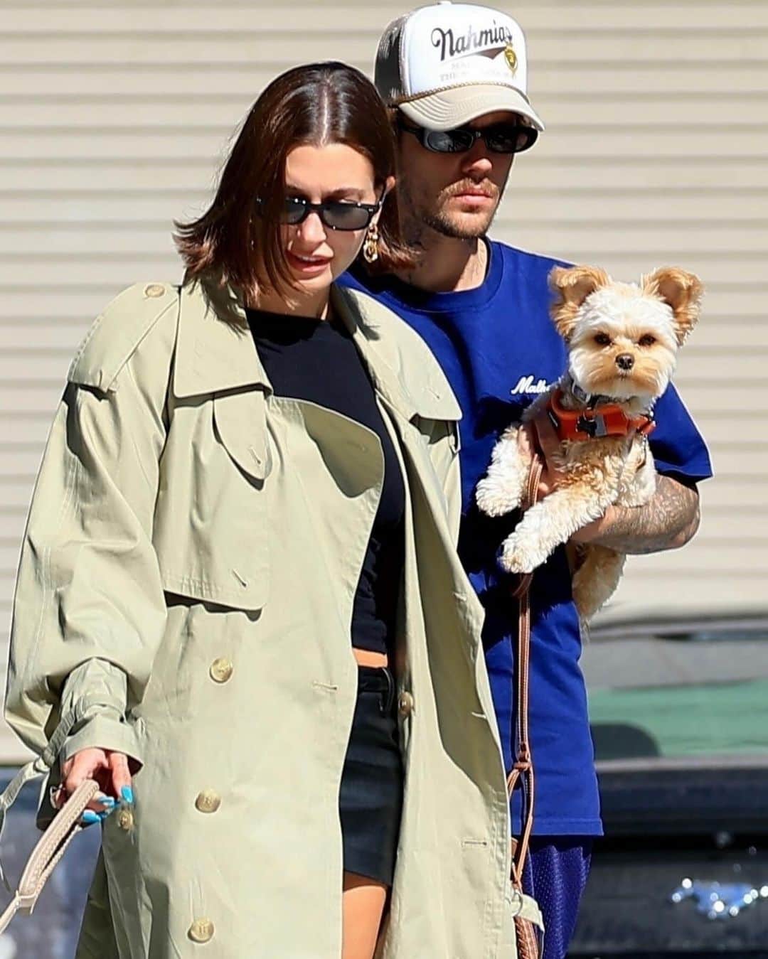 Just Jaredさんのインスタグラム写真 - (Just JaredInstagram)「Hailey & Justin Bieber stepped out for lunch with their cute pups Oscar & Piggy Lou. #HaileyBieber #JustinBieber Photos: Backgrid」10月30日 12時06分 - justjared