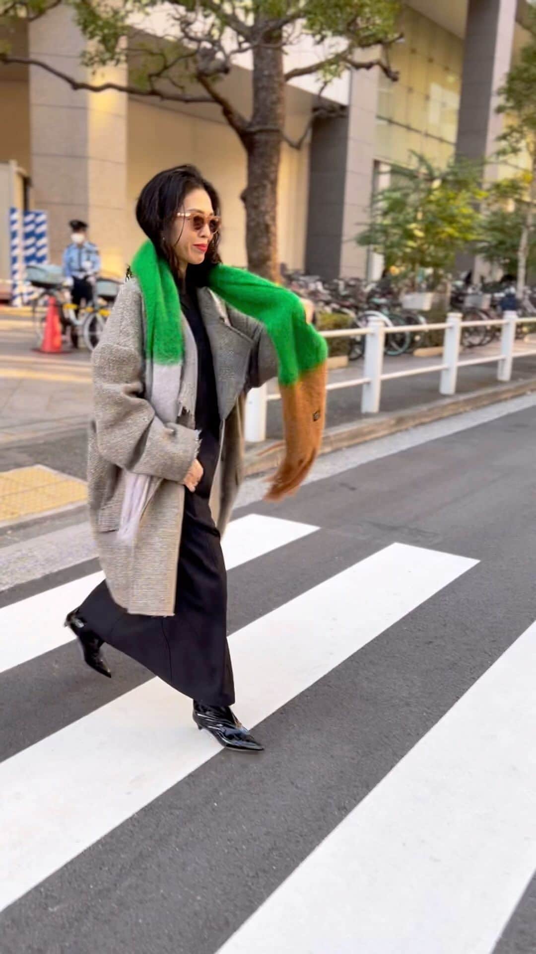STYLE & EDIT officialのインスタグラム：「Autumn Outfit Ideas @yoshiminagao   LOOK # 01 Coat @miosmokey  Blouse @miosmokey  Dress @miosmokey  Scarf @mantasezcaray  Eyewear @blanc_official  Boots @pippichic_official   LOOK # 02 Cardigan @tela9official  Vest @tela9official  Pants @livingtone.tokyo  Eyewear @blanc_official  Shoes @fabiorusconiofficial   LOOK # 03 Jacket @currentage_  Sweater @wasteyarnproject  Skirt @currentage_  Boots @pippichic_official   商品の詳細は各店舗までお問い合わせくださいませ。  #styleandedit  #takashimaya #outfit #miosmokey  #mantasescaray  #tela #livingtone  #currentage  #wasteyarnproject  #blanc #pippichic  #fabiorusconi」