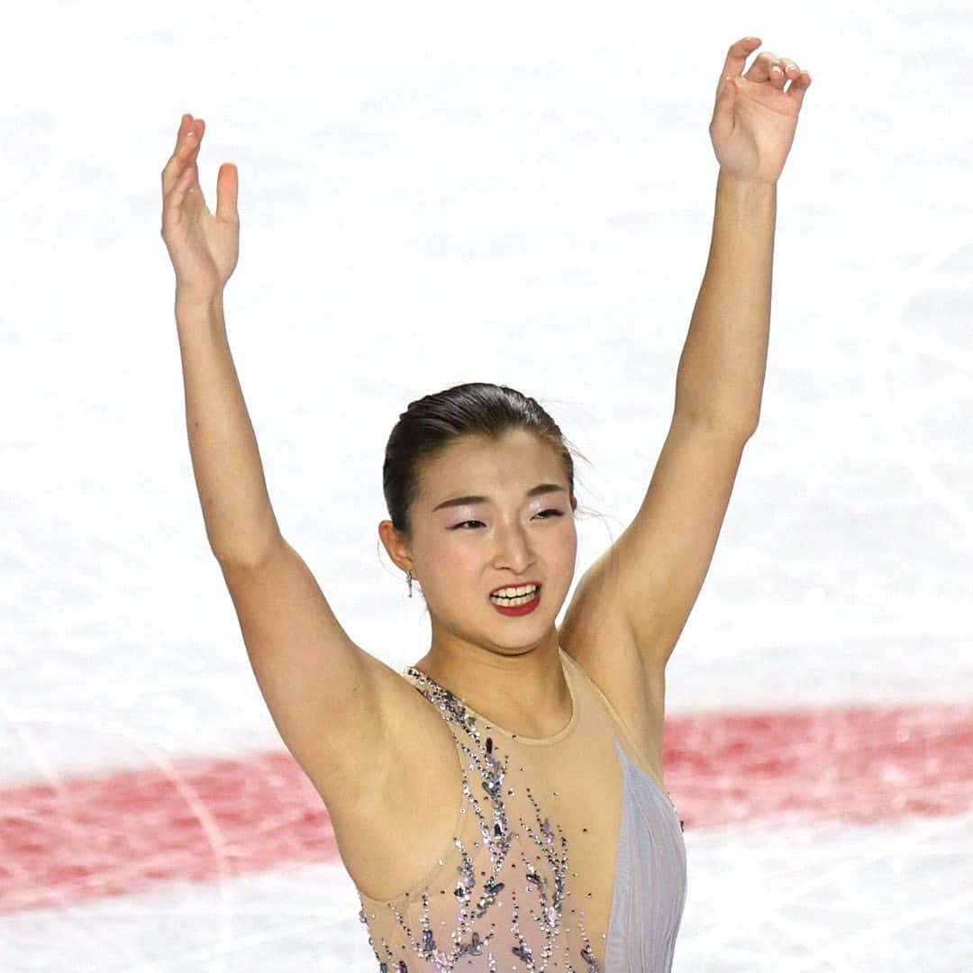 国際オリンピック委員会のインスタグラム：「坂本花織選手と山本草太選手が優勝🥇  フィギュアスケートGPシリーズ2023カナダ大会⛸️  女子シングルでは坂本花織選手は2位以下に大差をつける圧巻の演技、男子シングルでは山本草太選手がグランプリシリーズ初優勝✨  女子シングル 🥇#坂本花織 選手 🥉#松生理乃 選手  男子シングル 🥇#山本草太 選手 🥈#三浦佳生 選手  📷 : @isufigureskating」